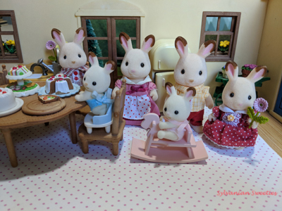 Calico Critters Hopscotch Rabbit Family