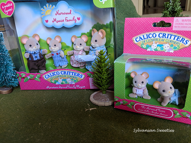 Calico Critters Norwood Mouse Family